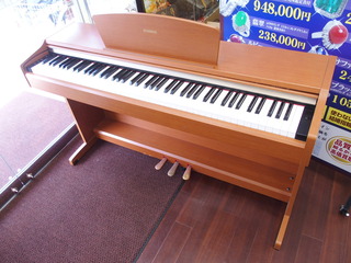YAMAHA ヤマハ 電子ピアノ アリウス YDP-123C 05年製 ウッド調 .JPG